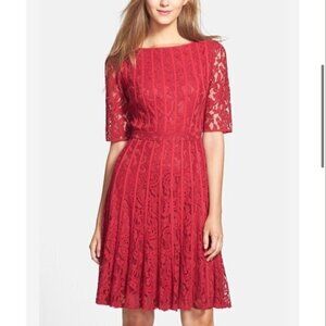 Adrianna Papell Red Lace Short Sleeve Stretchy Dress‎ Womens Size 6 Lined